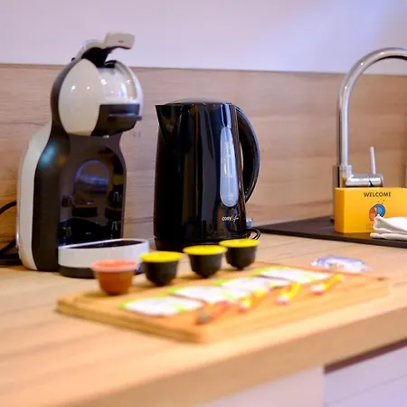 - Bienvenue Chez Perlane Et Yoann - Balnéo Apartamento *