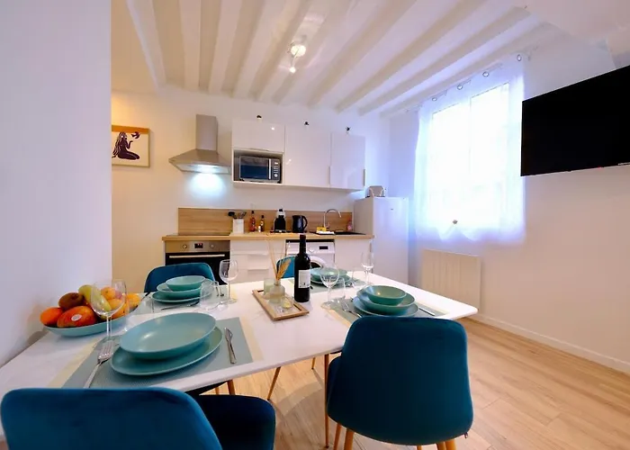 - Bienvenue Chez Perlane Et Yoann - Balnéo * Rouen