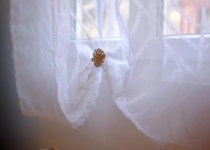 - Bienvenue Chez Perlane Et Yoann - Balneo Apartment