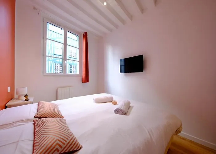 - Bienvenue Chez Perlane Et Yoann - Balnéo Appartement